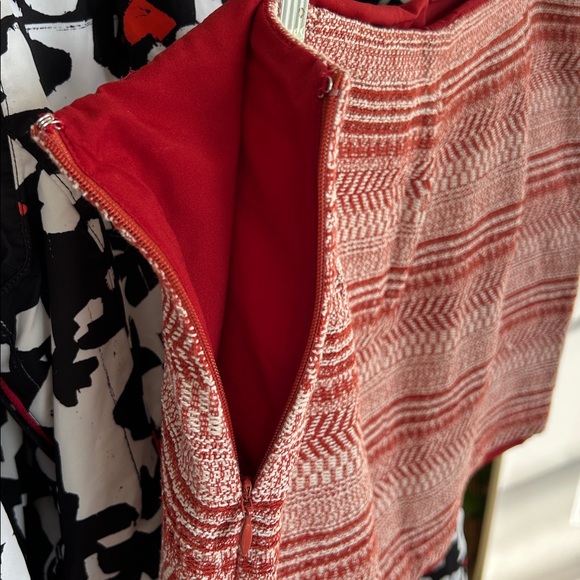 Women’s Banana Republic Skirt - Picture 3 of 6